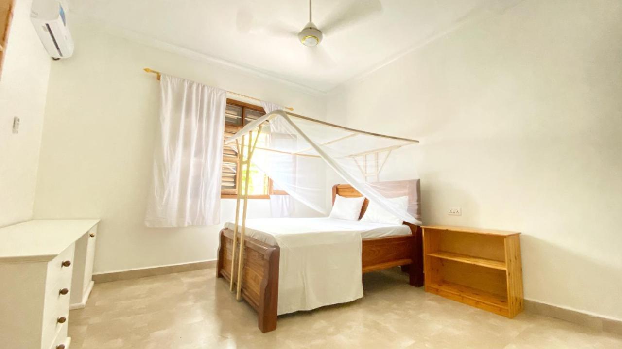 Bed and Breakfast Savi House Nungwi Exterior foto