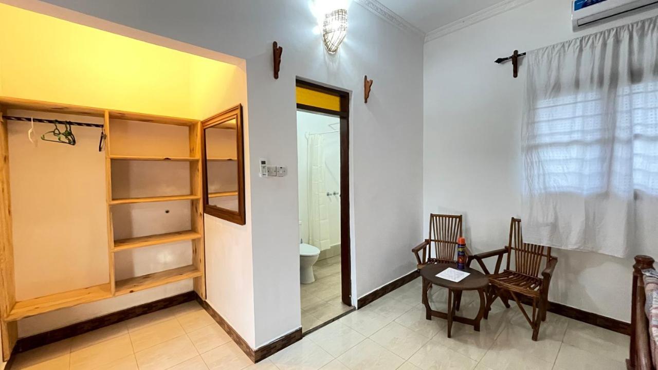 Bed and Breakfast Savi House Nungwi Exterior foto