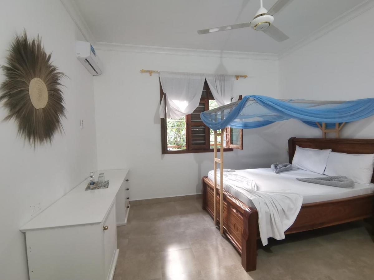 Bed and Breakfast Savi House Nungwi Exterior foto