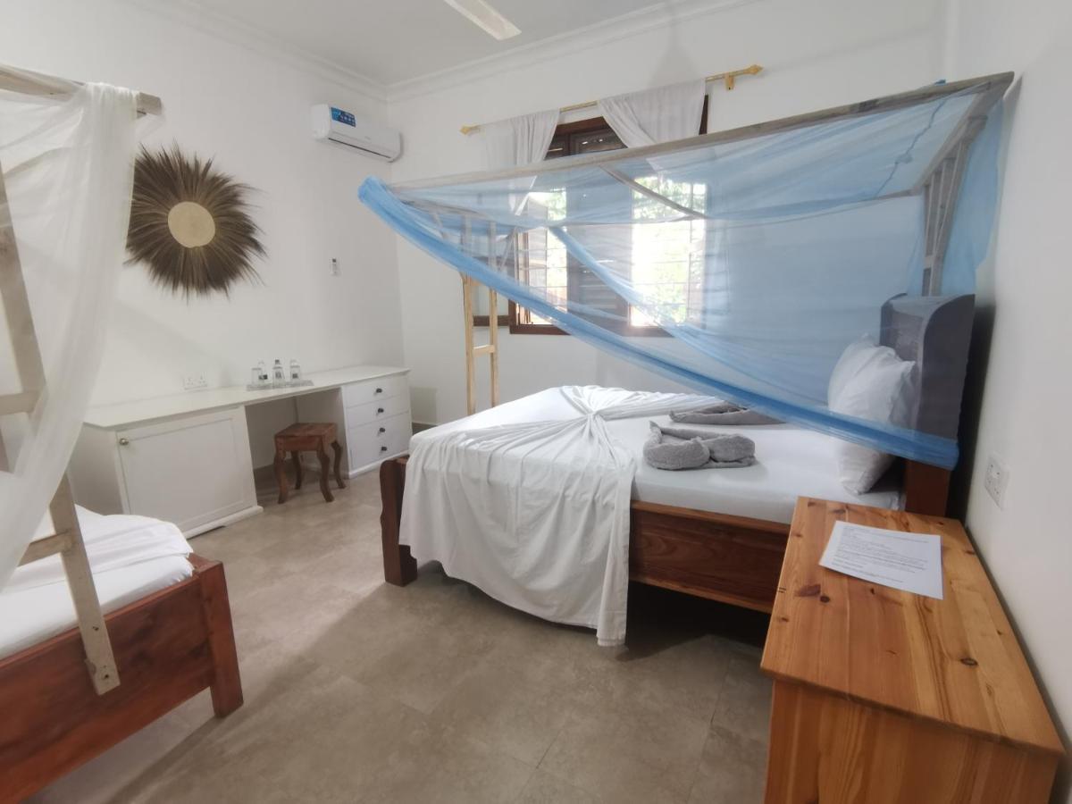 Bed and Breakfast Savi House Nungwi Exterior foto