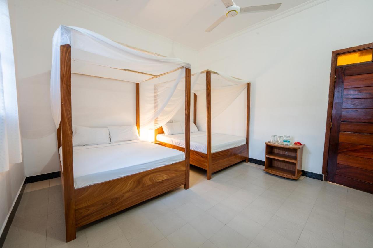 Bed and Breakfast Savi House Nungwi Exterior foto
